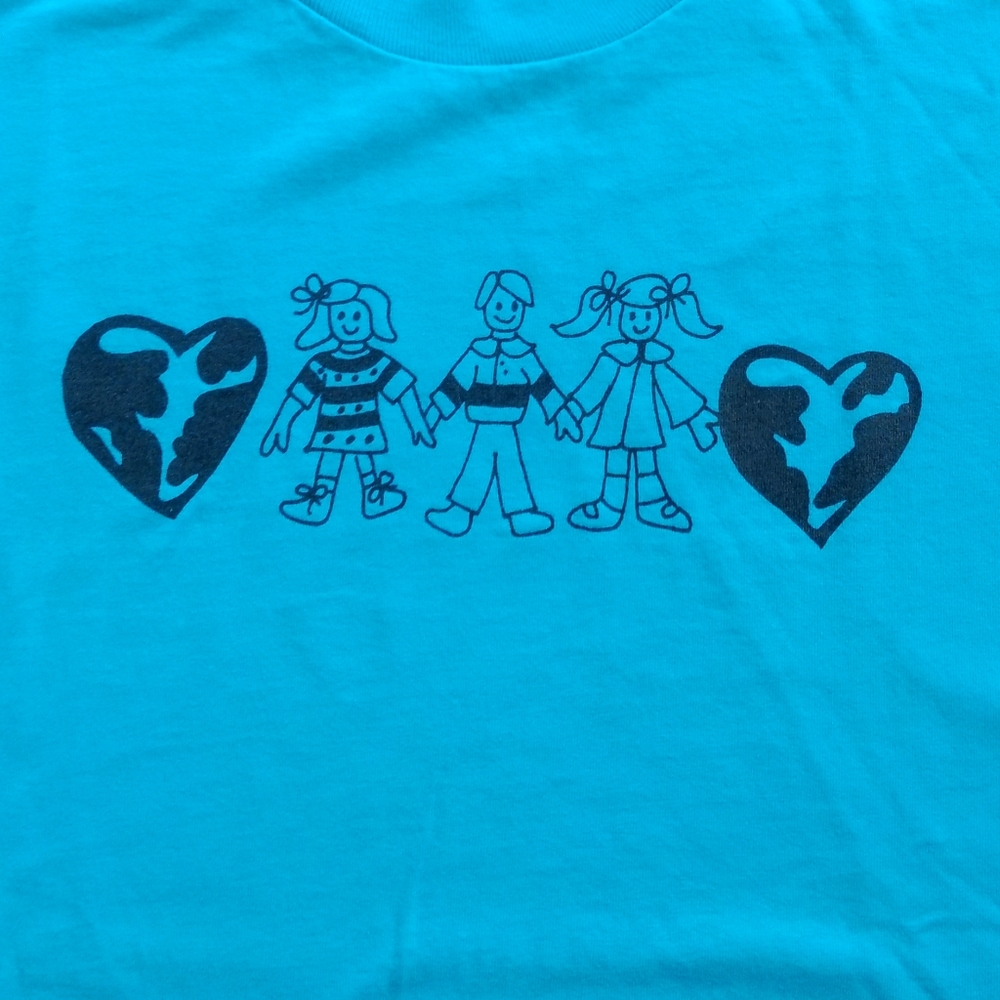 Vintage Fruit of Loom Best USA Single Stitch Tee Large Children of the World